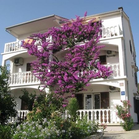 Apartments By The Sea Barbat, Rab - 17620 Barbat na Rabu Exterior photo
